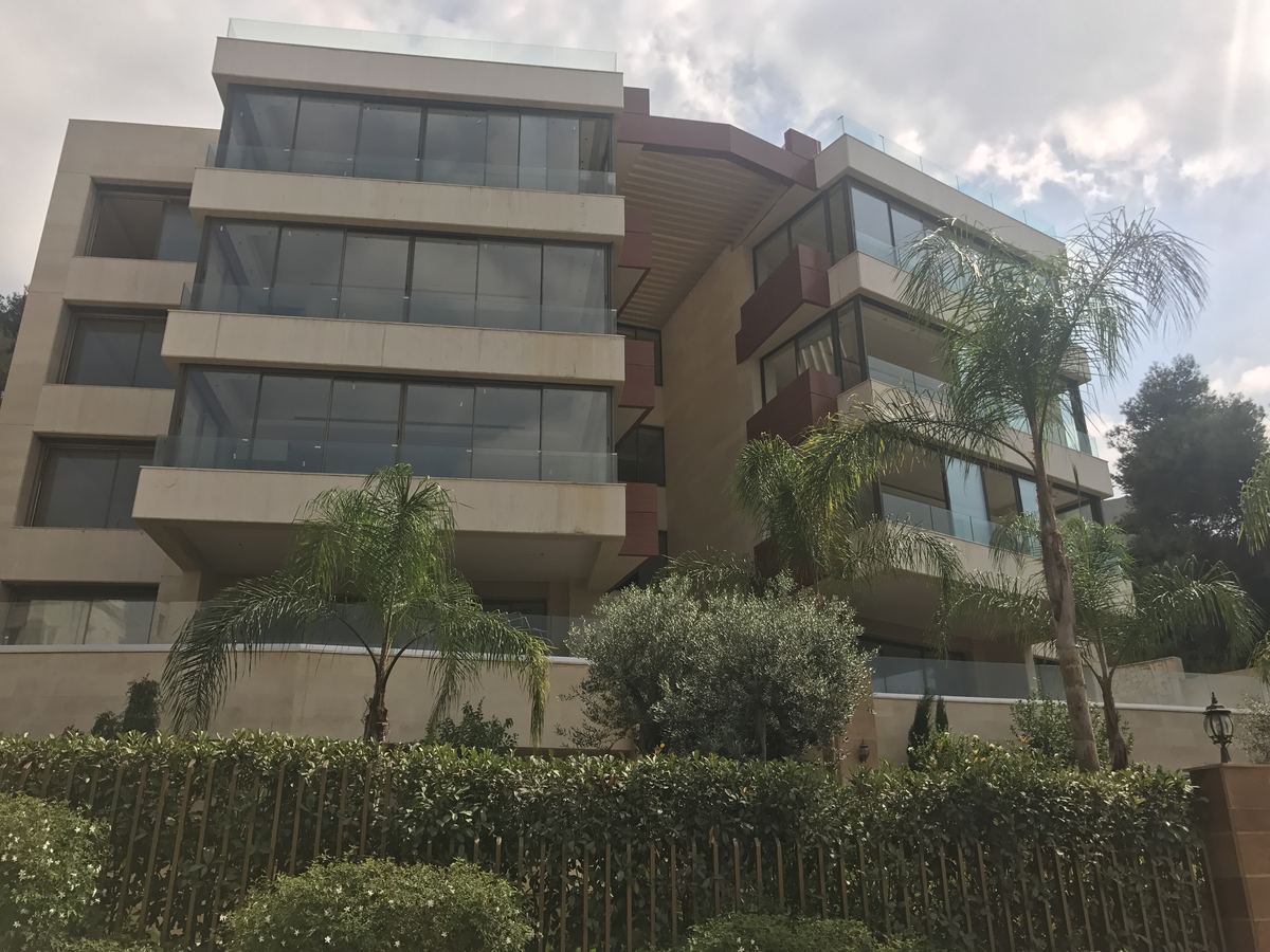Hayat Residences, Baabda